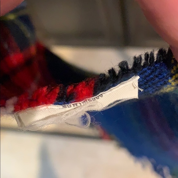 Abercrombie & Fitch scarf - Picture 3 of 4